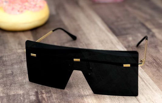 Fashionista Square Oversized Sunglasses